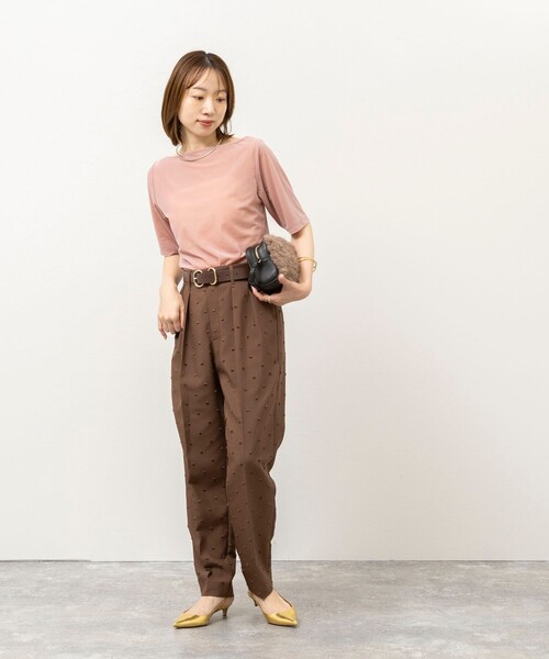 NOLLEY’S(ノーリーズ)の「《接触冷感》ウォッシャブルシアーベロア2WAYプルオーバー(Tシャツ/カットソー・レディース・ネイビー/ブラウン/ピンク/アイボリー・38/36)」の9枚目の写真