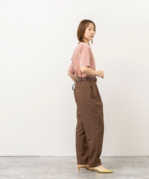 NOLLEY’S(ノーリーズ)の「《接触冷感》ウォッシャブルシアーベロア2WAYプルオーバー(Tシャツ/カットソー・レディース・ネイビー/ブラウン/ピンク/アイボリー・38/36)」の11枚目の写真