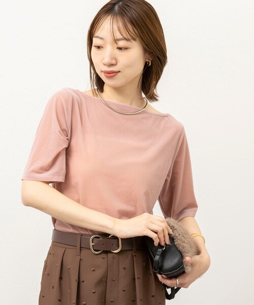 NOLLEY’S(ノーリーズ)の「《接触冷感》ウォッシャブルシアーベロア2WAYプルオーバー(Tシャツ/カットソー・レディース・ネイビー/ブラウン/ピンク/アイボリー・38/36)」の12枚目の写真