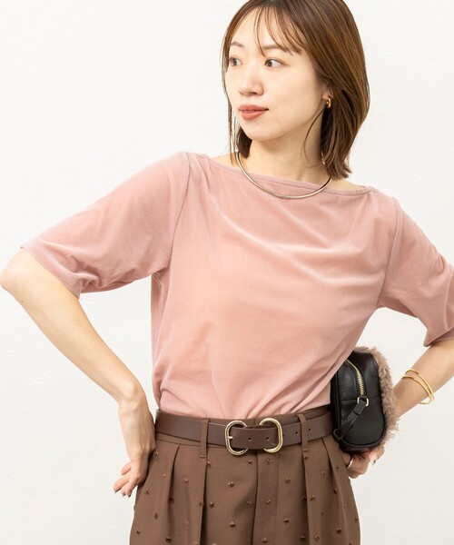NOLLEY’S(ノーリーズ)の「《接触冷感》ウォッシャブルシアーベロア2WAYプルオーバー(Tシャツ/カットソー・レディース・ネイビー/ブラウン/ピンク/アイボリー・38/36)」の13枚目の写真