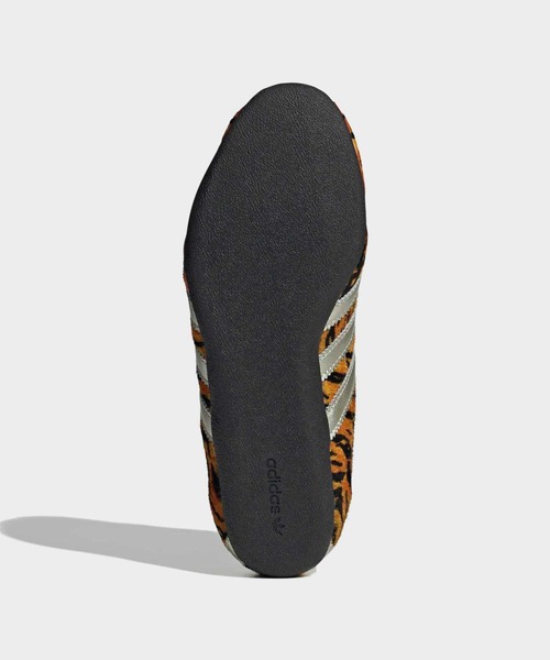 adidas(アディダス)の「トーキョ― / TOKYO / アディダスオリジナルス adidas Originals(スニーカー・レディース・イエロー・29.0cm/26.0cm/26.5cm/27.0cm/28.0cm/27.5cm/23.0cm/28.5cm/24.0cm/23.5cm/22.0cm/25.5cm/25.0cm/24.5cm/22.5cm)」の3枚目の写真