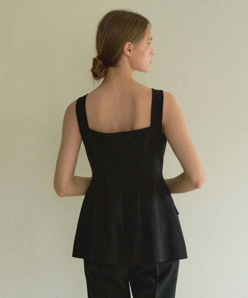 OCTETTE(オテット)の「BUSTIER JACKET-BLACK(Tシャツ/カットソー・レディース・ブラック・SMALL)」の5枚目の写真