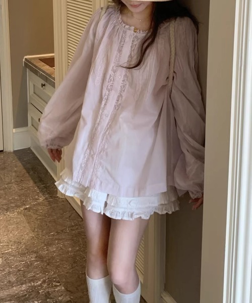 &soiree(アンドソワレ)の「コットンライクレースデザインフリルショートパンツ(その他パンツ・レディース・ホワイト/ブラック・SMALL/X-LARGE/LARGE/MEDIUM)」の3枚目の写真