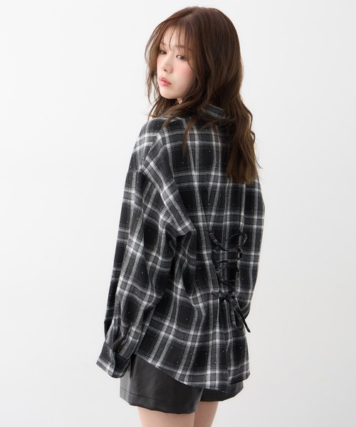 INGNI(イング)の「ラインストーン付バックレースアップチェック柄シャツ(シャツ/ブラウス・レディース・ネイビー系2/ブラック系/ブラウン系その他2・M)」の1枚目の写真