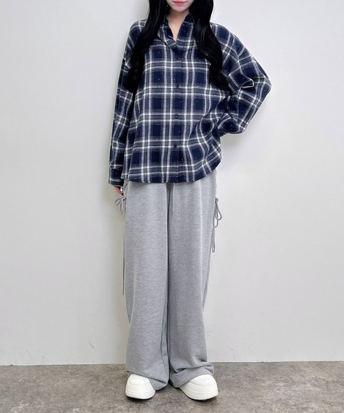 INGNI(イング)の「ラインストーン付バックレースアップチェック柄シャツ(シャツ/ブラウス・レディース・ネイビー系2/ブラック系/ブラウン系その他2・M)」の6枚目の写真