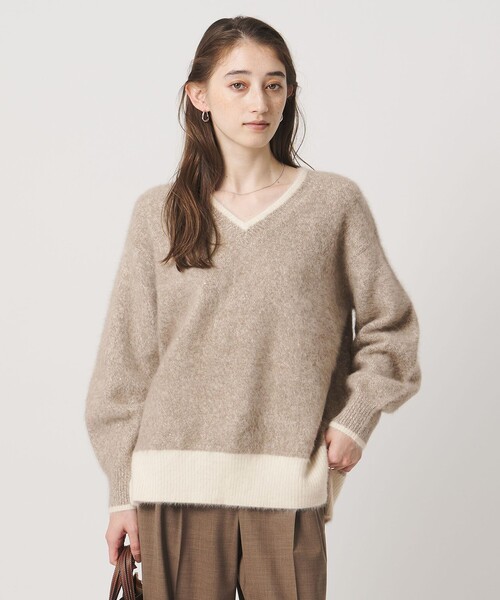 UNITED ARROWS(ユナイテッドアローズ)の「フォックスカシミヤ スパンコール Vネック ニット(ニット/セーター・レディース・ライトピンク/ダークグレー/その他2・FREE)」の12枚目の写真
