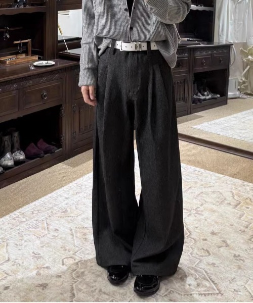 DOUBLE STEAL(ダブルスティール)の「DSツータックワイドスラックス(スラックス・メンズ・ブラウン/ブラック・X-LARGE/LARGE/MEDIUM)」の2枚目の写真