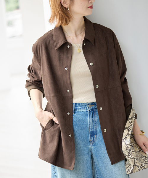Spick & Span(スピックアンドスパン)の「《新色有り / 追加》フェイクスエードオープンカラージャケット(その他アウター・レディース・ブラウン/キャメル・38/36)」の2枚目の写真