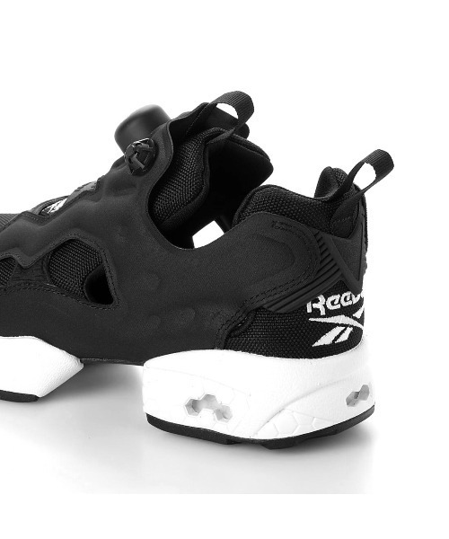 Reebok(リーボック)の「Reebok INSTAPUMP FURY 94(リーボック インスタ ポンプフューリー 94_)(スニーカー・メンズ・ブラック系1/ネイビー/ブラック系・23cm/28.5cm/23.5cm/29cm/24cm/24.5cm/25cm/25.5cm/26.5cm/27.5cm/28cm/26cm/27cm)」の10枚目の写真