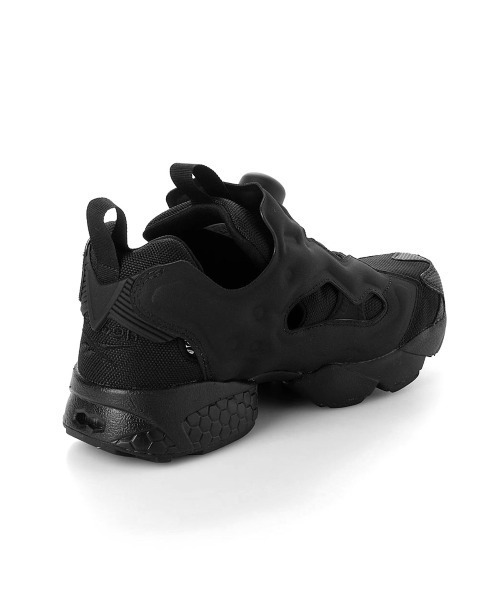 Reebok(リーボック)の「Reebok INSTAPUMP FURY 94(リーボック インスタ ポンプフューリー 94_)(スニーカー・メンズ・ブラック系1/ネイビー/ブラック系・23cm/28.5cm/23.5cm/29cm/24cm/24.5cm/25cm/25.5cm/26.5cm/27.5cm/28cm/26cm/27cm)」の14枚目の写真