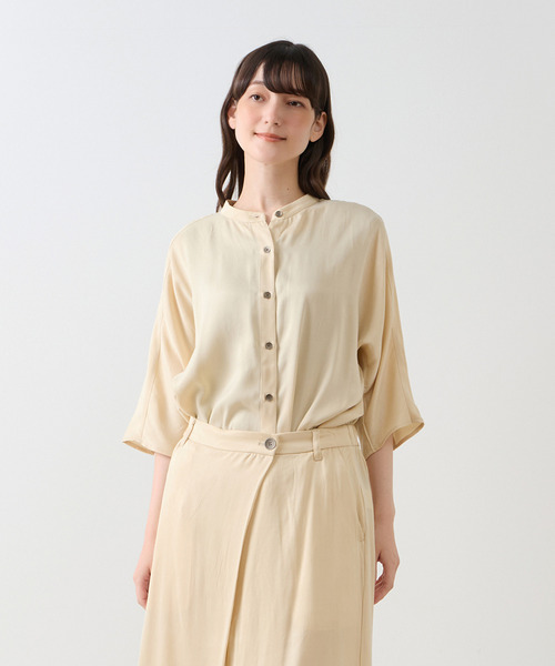 LOGEMENT DE CLAIRE（ロジュモンドクレール）の「バンドカラードルマンシャツ（シャツ/ブラウス・レディース・ベージュ/ブラック/カーキ・FREE）」の20枚目の写真