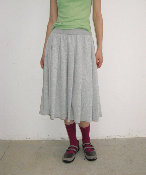 RONRON(ロンロン)の「PLEATS SWEAT LONG SKIRT GREY(スカート・レディース・その他・FREE)」の3枚目の写真