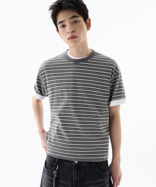 F.ILLUMINATE(フィルミネイト)の「セミクロップトーンオントーンストライプTシャツ-3カラー(Tシャツ/カットソー・レディース・グレー/ダークグレー/Olive・MEDIUM/LARGE/SMALL)」の8枚目の写真