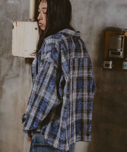 FR(13)NDS（フレンズ）の「FR(13)NDS/フレンズ/RHINES STONE DAMEGE SHIRTS（シャツ/ブラウス・メンズ・ブラック/ブルー・M/L）」の21枚目の写真