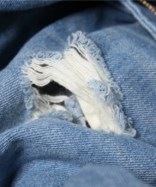 archives（アルシーヴ）の「ダメージテーパードパンツ（デニムパンツ・レディース・ロイヤルブルー/ブルー・SMALL/MEDIUM）」の6枚目の写真