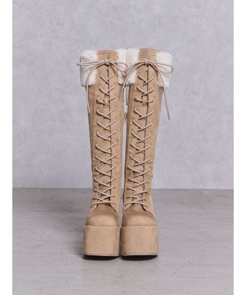 GYDA(ジェイダ)の「フェイクファードッキングレースアップチャンキーブーツ(ブーツ・レディース・ブラック/ベージュ・SMALL/MEDIUM/LARGE)」の7枚目の写真