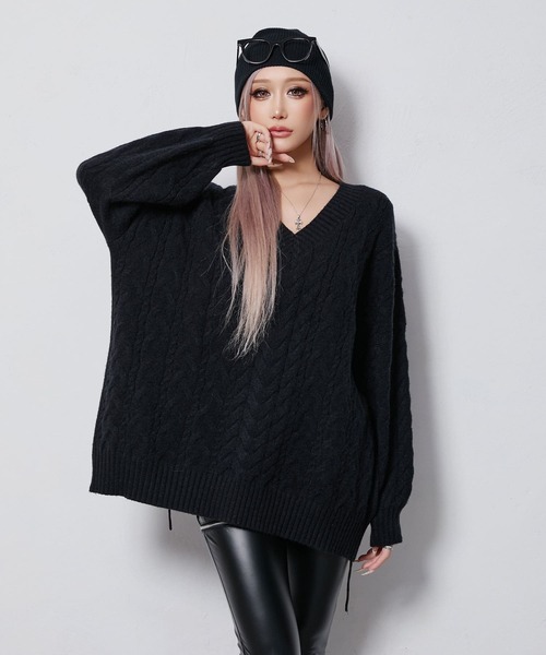 BLACKQUEEN(ブラッククイーン)の「【BLACKQUEEN】Vネックオーバーニット(ニット/セーター・レディース・モカ/ホワイト/ブラック/ボルドー・M)」の3枚目の写真
