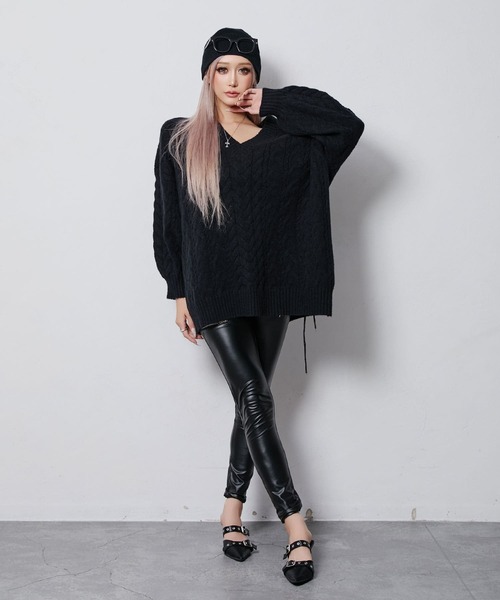 BLACKQUEEN(ブラッククイーン)の「【BLACKQUEEN】Vネックオーバーニット(ニット/セーター・レディース・モカ/ホワイト/ブラック/ボルドー・M)」の14枚目の写真