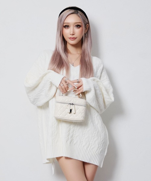 BLACKQUEEN(ブラッククイーン)の「【BLACKQUEEN】Vネックオーバーニット(ニット/セーター・レディース・モカ/ホワイト/ブラック/ボルドー・M)」の5枚目の写真