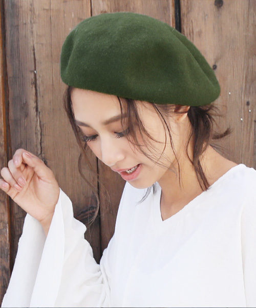 Luz Llena (NEY)（ラズレナニー）の「ベーシックベレー帽（ハンチング/ベレー帽・レディース・ブラック/グレー/キャメル/ボルドー/カーキ・ﾌﾘ-）」の4枚目の写真