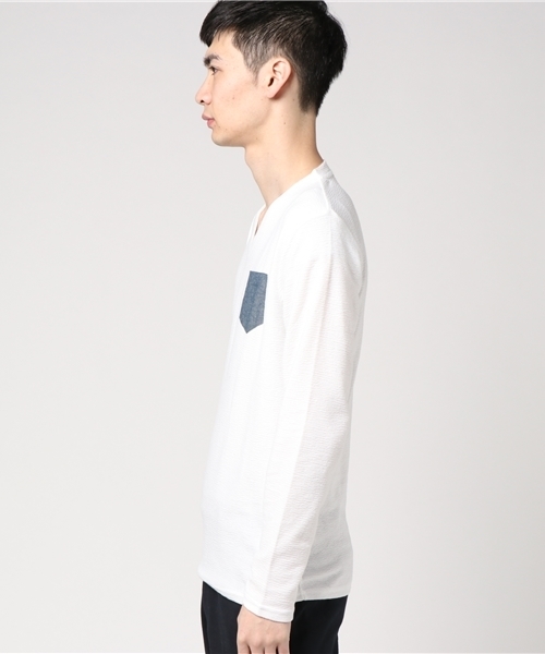 VENCEEXCHANGE（ヴァンスエクスチェンジ）の「変形天竺ＶネックロンＴ       （Tシャツ/カットソー・メンズ・ブラック/オフホワイト・MEDIUM/LARGE）」の3枚目の写真