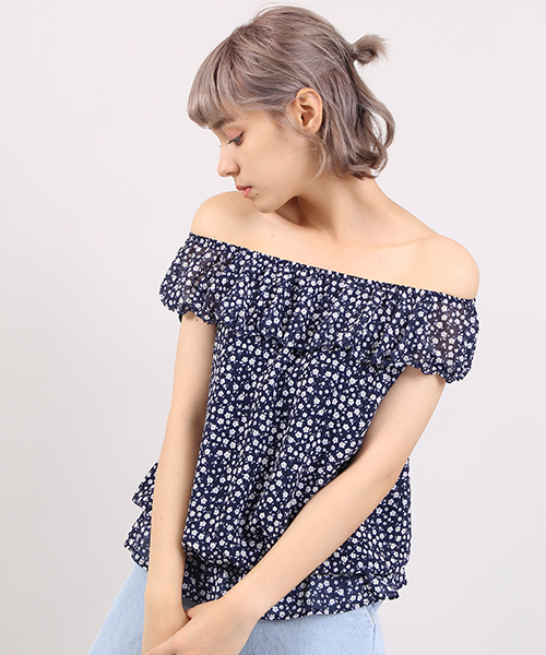 PUNYUS（プニュズ）の「ノースリ花柄オフショルブラウス（シャツ/ブラウス・レディース・ネイビー/グリーン/レッド・4/1/2/3）」の11枚目の写真