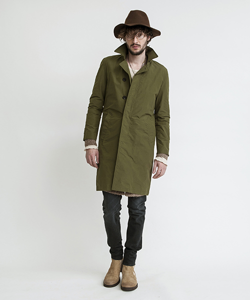 NO ID.(ノーアイディ)の「mj4927 - WAX-CNクロスステンカラーコート(ステンカラーコート・メンズ・ベージュ/ブラック/カーキ・3/1/2)」の17枚目の写真