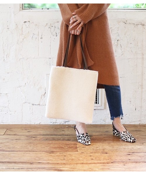 TODAYFUL(トゥデイフル)の「エコファーバッグ(トートバッグ・レディース・ブラック/ブラウン・FREE)」の8枚目の写真