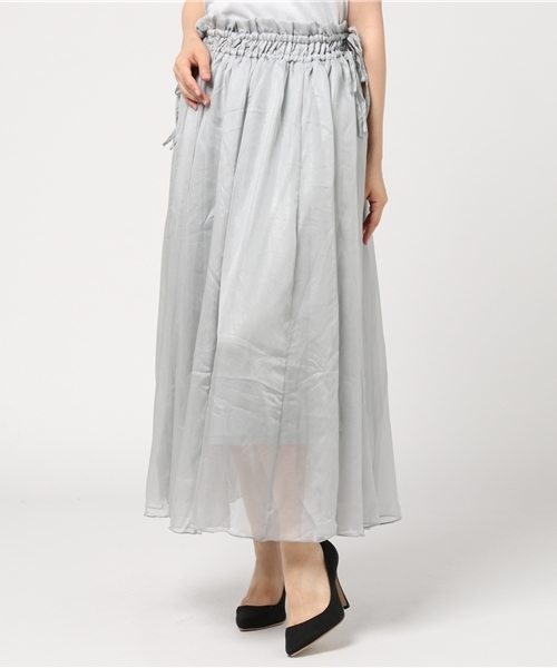earth music&ecology（アースミュージックアンドエコロジー）の「・ウエストギャザーシフォンロングスカート（スカート・レディース・ベージュ/ブラック/ライトグレー・FREE）」の3枚目の写真