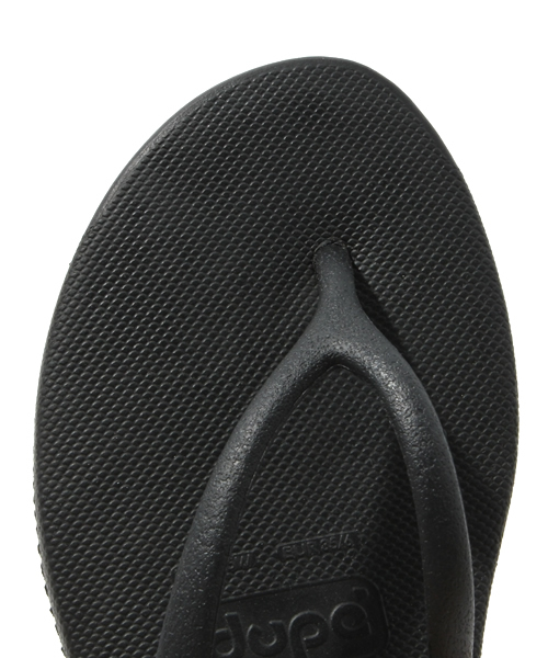 alcali（アルカリ）の「PAPER CHEST /  DUPE ビーチサンダル（サンダル・レディース・ホワイト/ブラック/パープル/ピンク・2/3/4）」の7枚目の写真