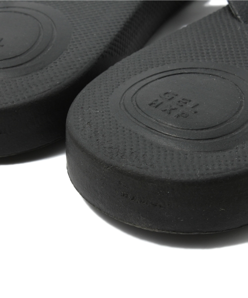 alcali（アルカリ）の「PAPER CHEST /  DUPE ビーチサンダル（サンダル・レディース・ホワイト/ブラック/パープル/ピンク・2/3/4）」の10枚目の写真