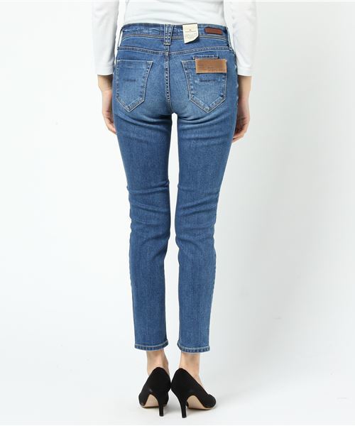 YANUK（ヤヌーク）の「YANUK(ヤヌーク）PATRICIA（デニムパンツ・レディース・ブルー・23/24/25/26）」の3枚目の写真