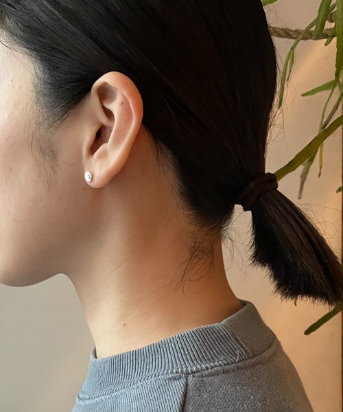 VIVIFY（ビビファイ）の「ピアス/サークル/プレート/シンプル（ピアス（片耳用）・メンズ・シルバー・FREE）」の5枚目の写真