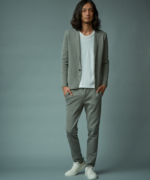 5351 POUR LES HOMMES（ゴーサンゴーイチプールオム）の「ニットライトジャケット（テーラードジャケット・メンズ・ブラック/グレー・44/46/48）」の4枚目の写真