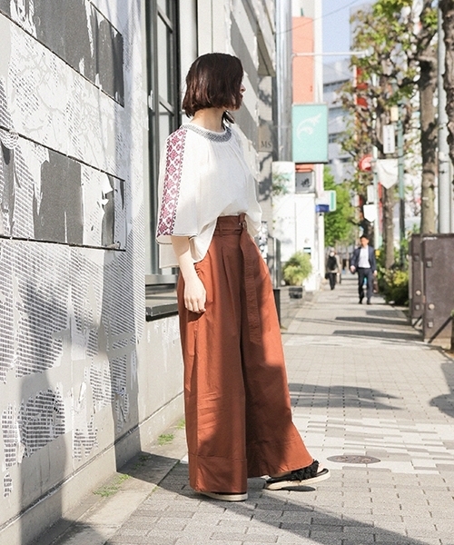 niko and...（ニコアンド）の「バルドマンコットンテンセルワイドパンツ（その他パンツ・レディース・ベージュ/ネイビー/ブラウン/カーキ・4/3）」の19枚目の写真