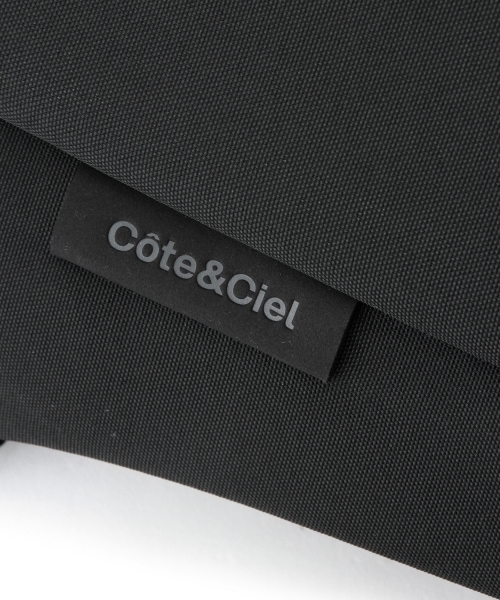 Cote&Ciel（コートエシエル）の「COTE & CIEL / Isar RuckSack 13inch ★（バックパック/リュック・メンズ・グレー/ブラック/その他1/ネイビー・ONE SIZE）」の17枚目の写真