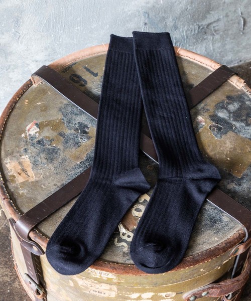 HARUSAKU(ハルサク)の「HARUSAKU Men's PLAIN RIB SOCKS:ハルサク メンズ 無地リブ ロングソックス(ソックス/靴下・メンズ・ブラック/インディゴブルー/ダークグレー/レッド/ベージュ/ブラウン/チャコールグレー・M/L/S)」の8枚目の写真