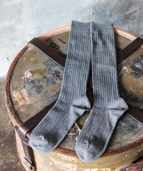HARUSAKU(ハルサク)の「HARUSAKU Men's PLAIN RIB SOCKS:ハルサク メンズ 無地リブ ロングソックス(ソックス/靴下・メンズ・ブラック/インディゴブルー/ダークグレー/レッド/ベージュ/ブラウン/チャコールグレー・M/L/S)」の9枚目の写真