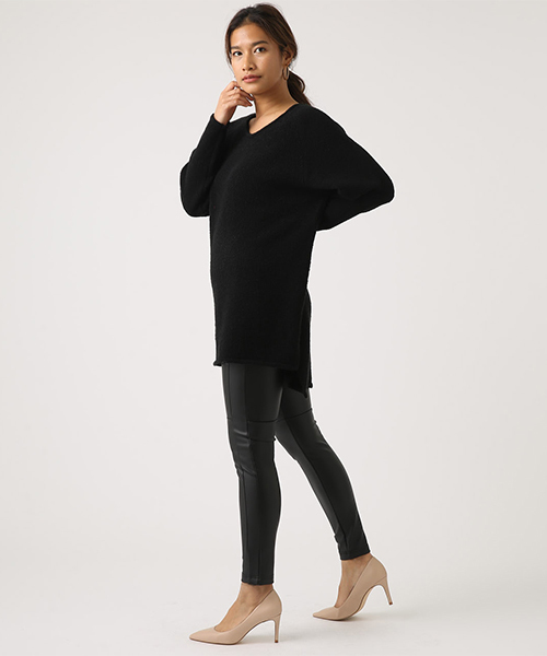 AZUL BY MOUSSY（アズールバイマウジー）の「フェイクレザーレギンス（その他パンツ）」 WEAR