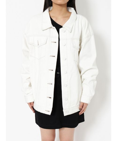 EMODA（エモダ）の「バルキーロングGジャン（デニムジャケット・レディース・ブルー/ホワイト・FREE）」の6枚目の写真