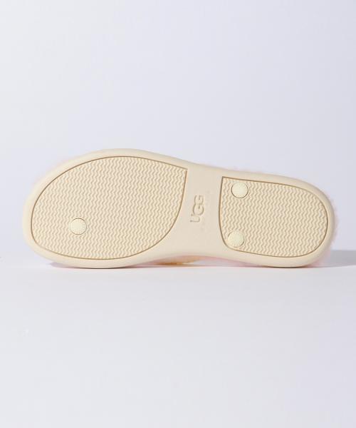 UGG(アグ)の「UGG / W Fluffie サンダル(サンダル・レディース・ブラウン系その他/ホワイト/ブラック・LARGE/SMALL/MEDIUM)」の9枚目の写真