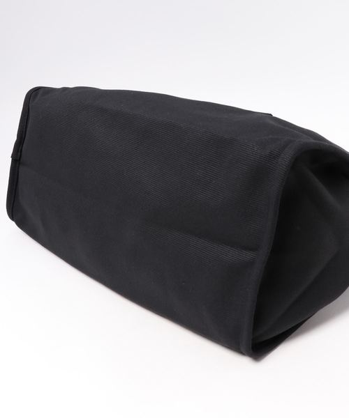 notch.(ノッチ)の「リバーシブルキャンバストート(トートバッグ・レディース・ブラック/オフホワイト/モカ/キャメル・ONESIZE)」の9枚目の写真