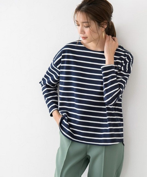 Pierrot(ピエロ)の「綿100%ボートネックカットソー(Tシャツ/カットソー・レディース・ホワイト×ネイビー/ライトベージュ/ネイビー×ホワイト/ネイビー/オフホワイト・M/L)」の5枚目の写真
