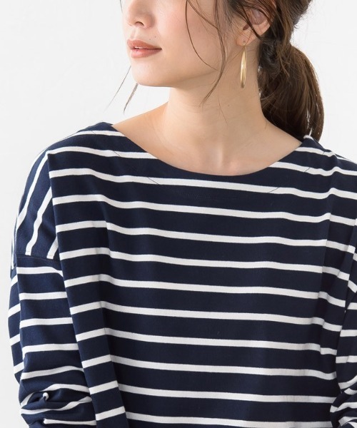 Pierrot(ピエロ)の「綿100%ボートネックカットソー(Tシャツ/カットソー・レディース・ホワイト×ネイビー/ライトベージュ/ネイビー×ホワイト/ネイビー/オフホワイト・M/L)」の20枚目の写真