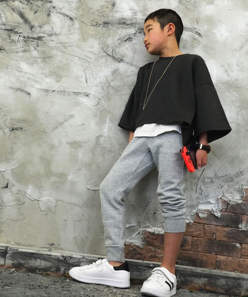 classicalelf（クラシカルエルフ）の「バックスリット半端袖無地クルーネックミドル丈スウェット（Tシャツ/カットソー・キッズ・ベージュ/ブラック/オフホワイト・140/150/130）」の21枚目の写真