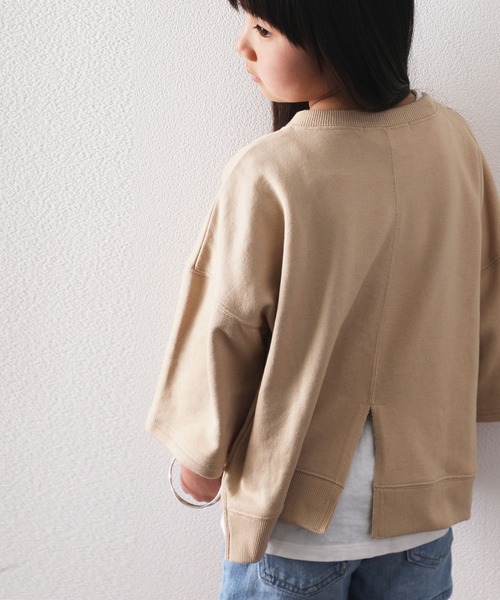 classicalelf（クラシカルエルフ）の「バックスリット半端袖無地クルーネックミドル丈スウェット（Tシャツ/カットソー・キッズ・ベージュ/ブラック/オフホワイト・140/150/130）」の5枚目の写真