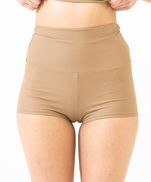 GUACAMOLE（ガカモレ）の「LEGGINGS (short) / レギンス（ショート丈）（水着・レディース・ブラック/ベージュ・MEDIUM/LARGE）」の3枚目の写真