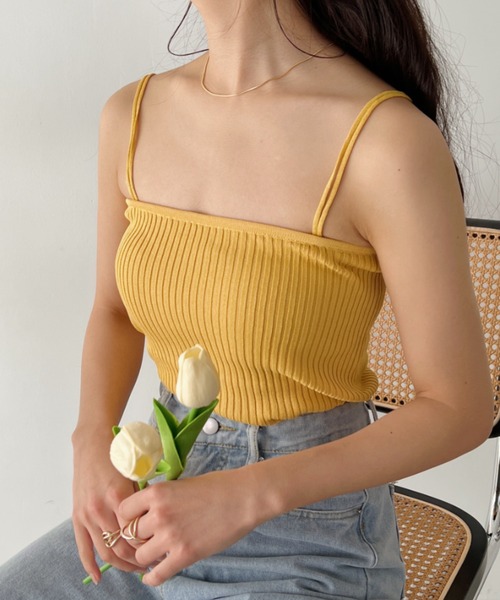 CLEA(クレア)の「【全23色】ダブルストラップ スクエア リブ キャミソール(キャミソール・レディース・ホワイト/ブラック/アイボリー/ミント/ブラウン/ピンク/サックスブルー/ベージュ/グレイッシュベージュ/カーキ/イエロー/オレンジ/ピンク系その他/ライトグリーン/パープル/ライトブルー/ライトグレー/グレー系その他/マスタード/グリーン系その他/グリーン/ブルー/チャコールグレー/ブラック系その他/ライラック・FREE)」の21枚目の写真