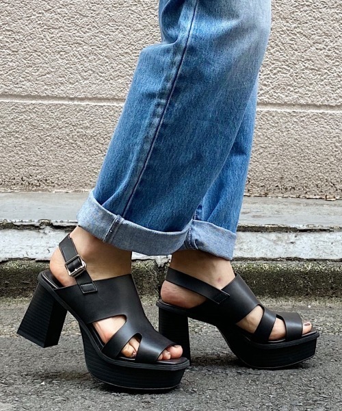 PAGEBOY（ページボーイ）の「ヘビーソールサンダル（サンダル・レディース・ブラック/ダークブラウン・MEDIUM/LARGE）」の2枚目の写真