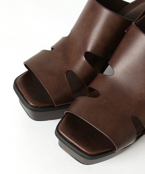 PAGEBOY（ページボーイ）の「ヘビーソールサンダル（サンダル・レディース・ブラック/ダークブラウン・MEDIUM/LARGE）」の6枚目の写真